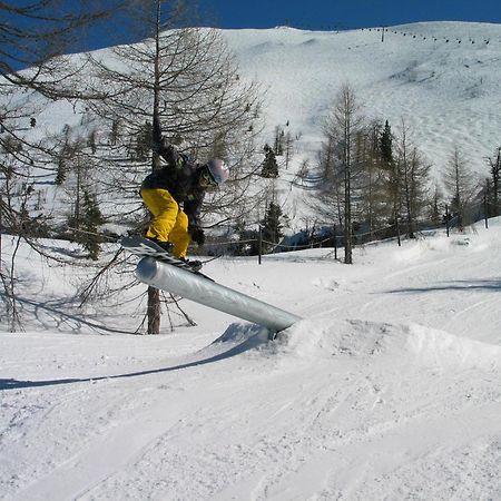 Hotel Krvavec Cerklje na Gorenjskem Exteriér fotografie