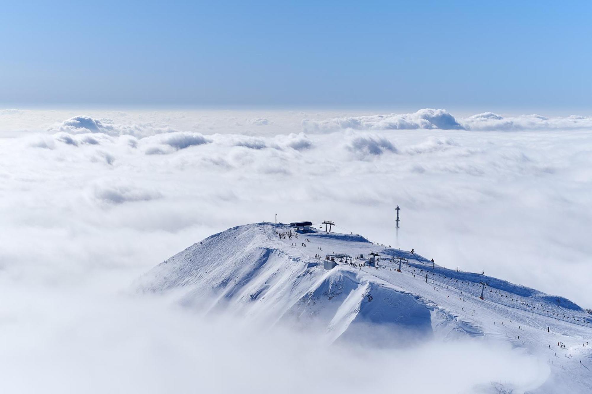 Hotel Krvavec Cerklje na Gorenjskem Exteriér fotografie