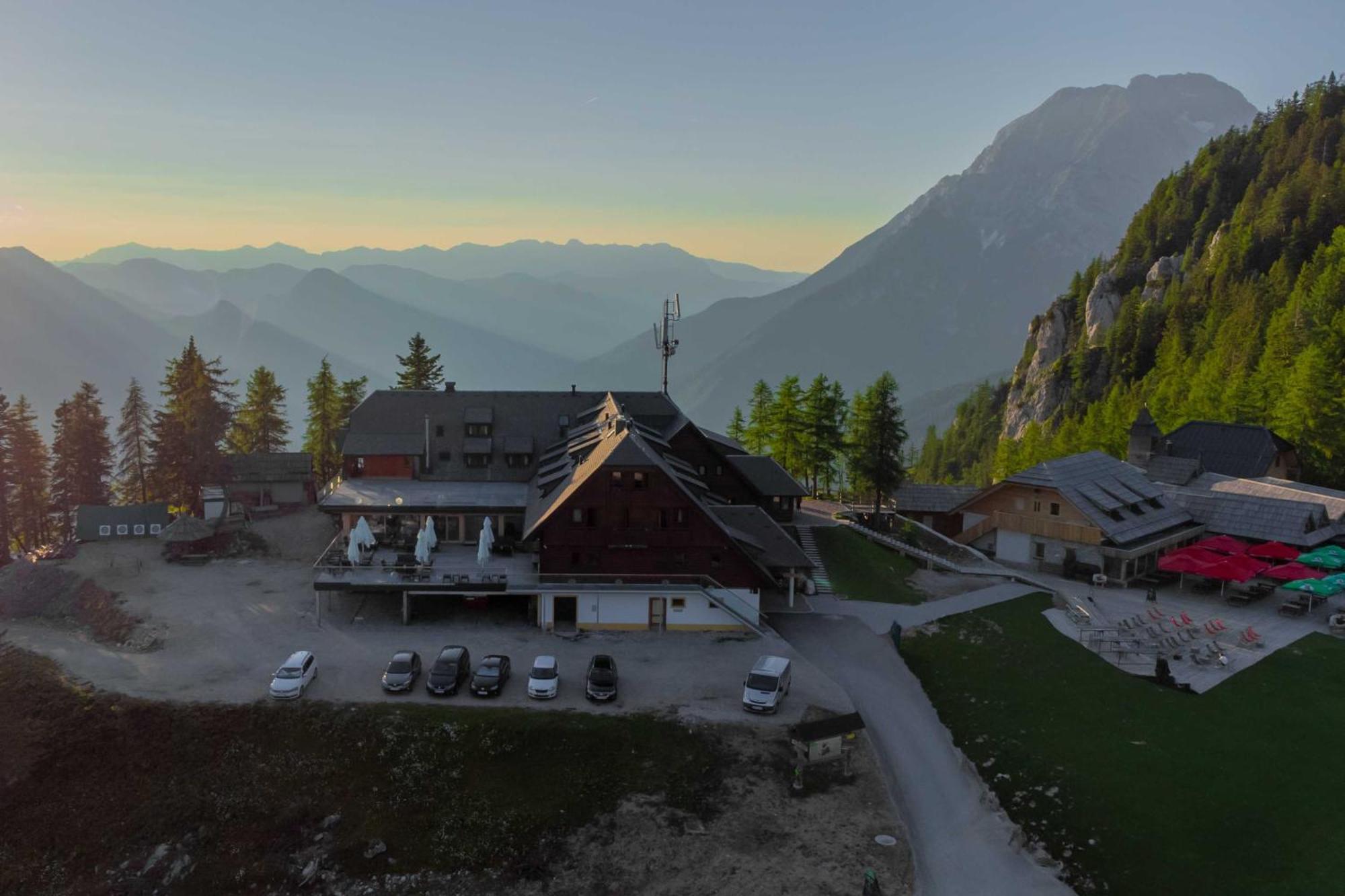 Hotel Krvavec Cerklje na Gorenjskem Exteriér fotografie